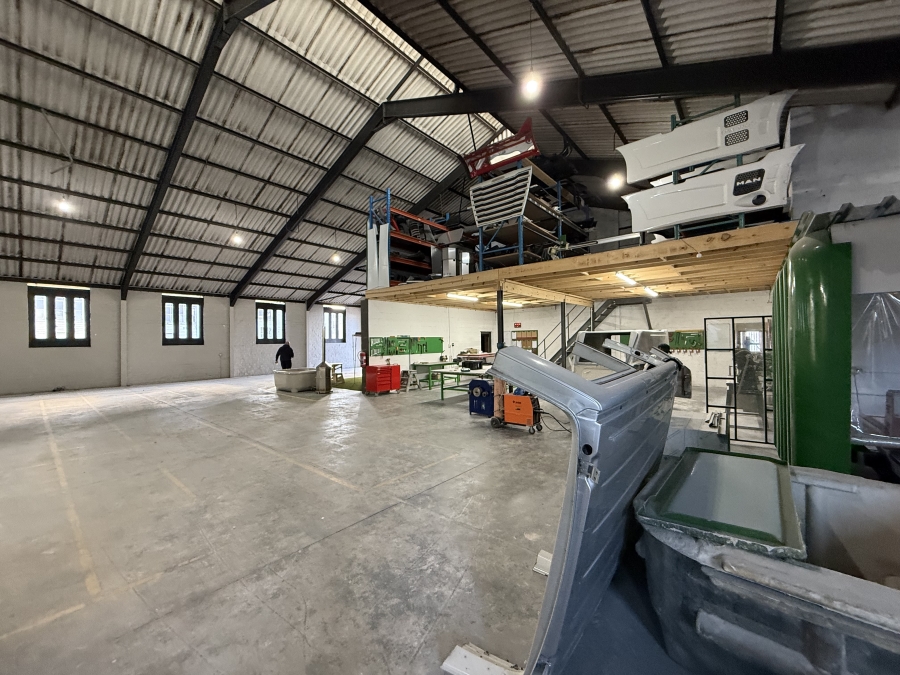 To Let commercial Property for Rent in Triangle Farm Western Cape